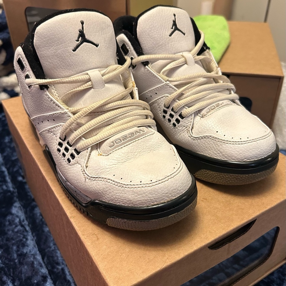 Air Jordan 4 Retro